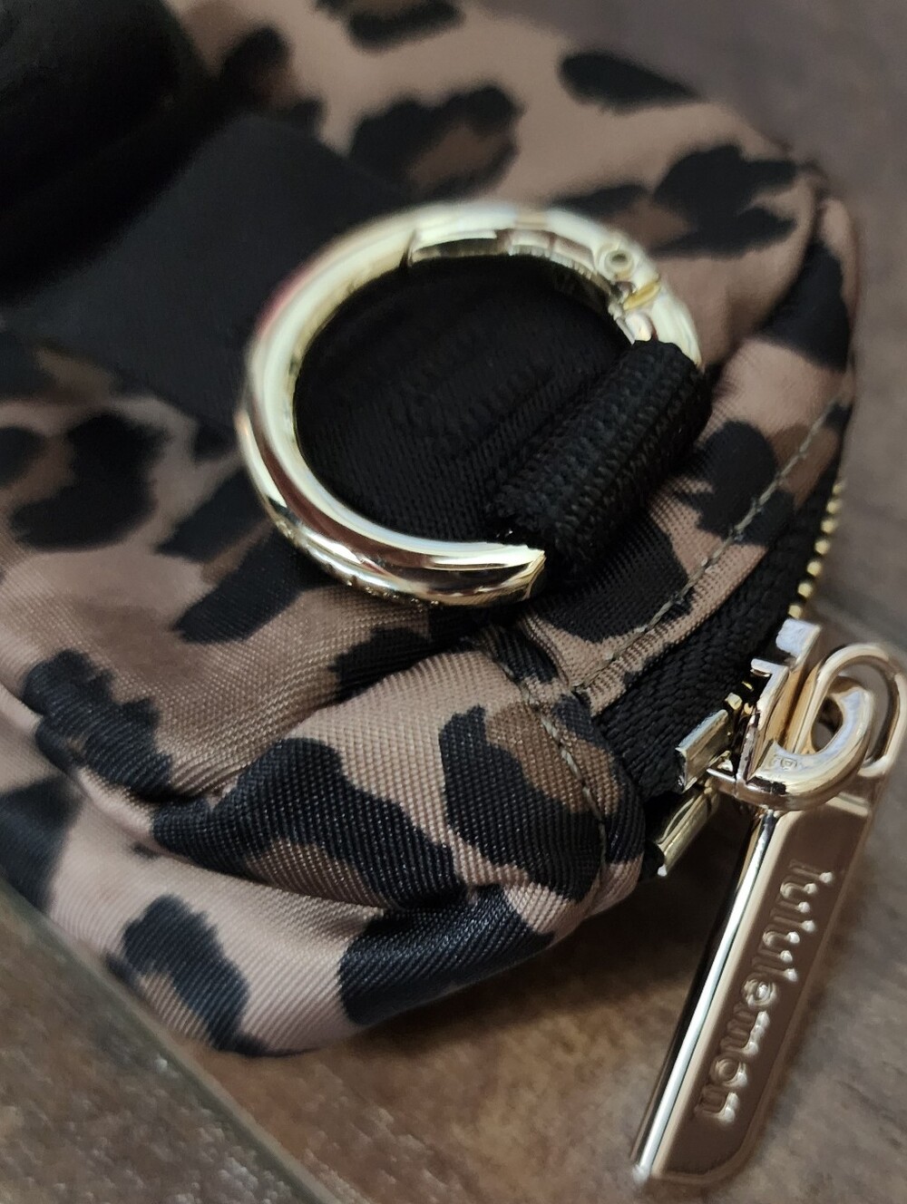 NWT Lululemon Everywhere Belt Bag Nano, 4.1"×1.4"×3.2" - Picture 4 of 7